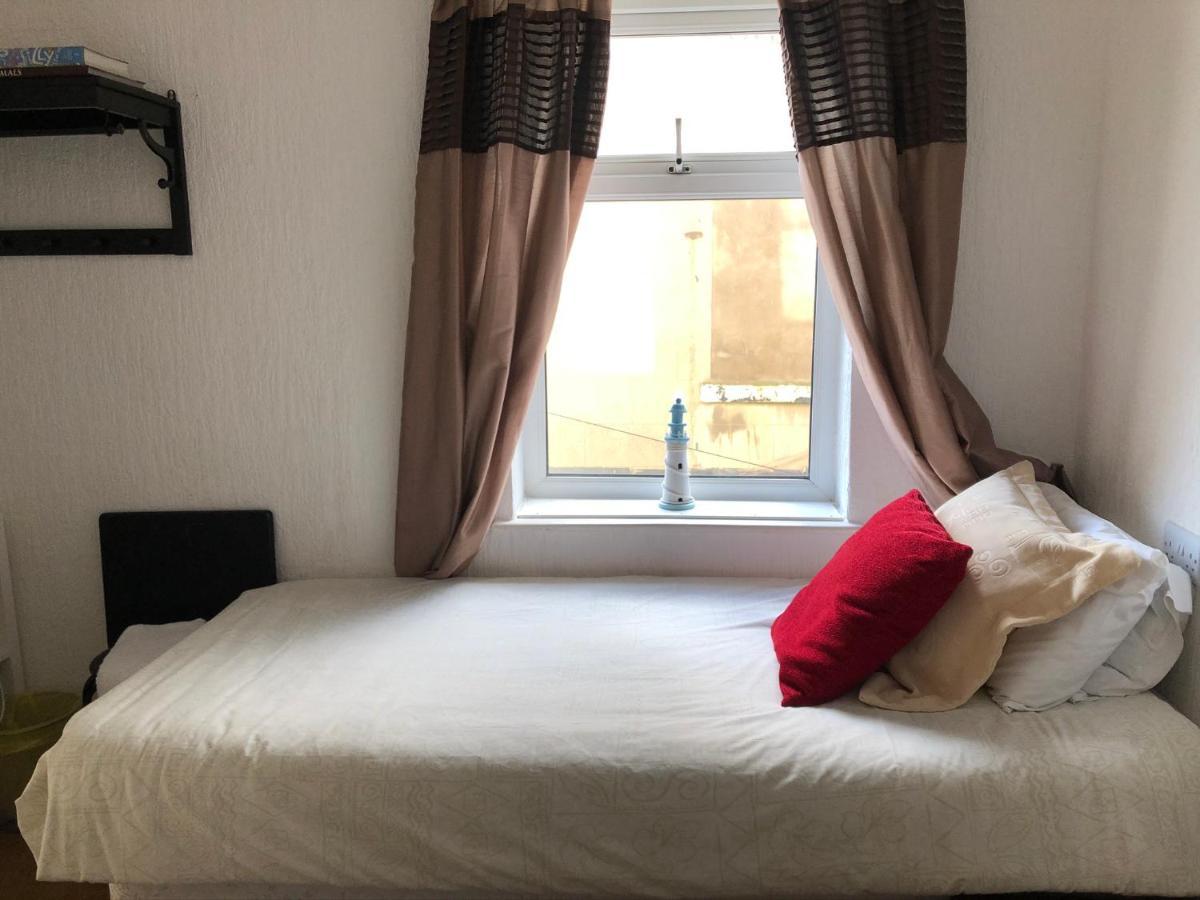 Oakwell Hotel Blackpool Bagian luar foto