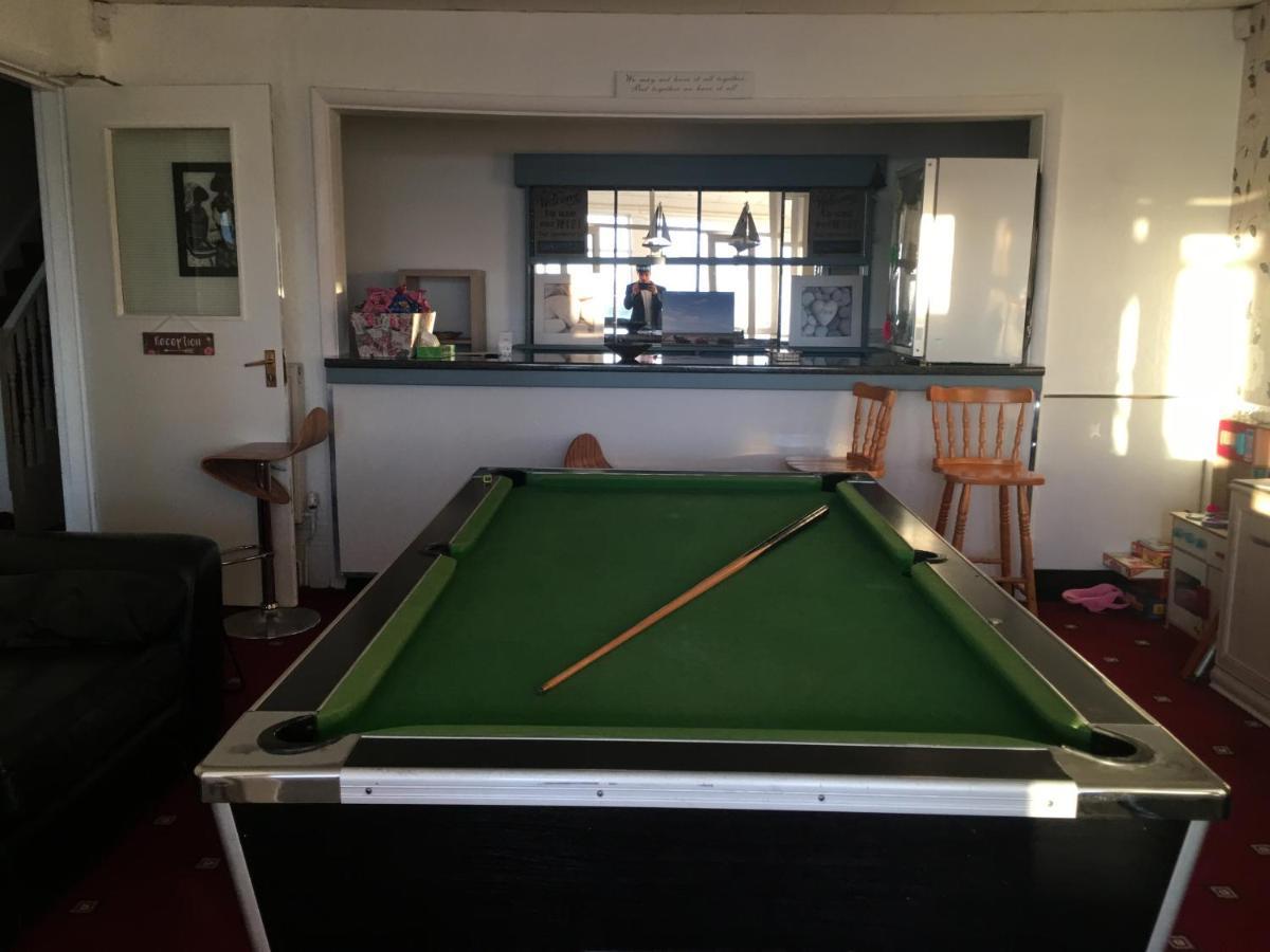 Oakwell Hotel Blackpool Bagian luar foto